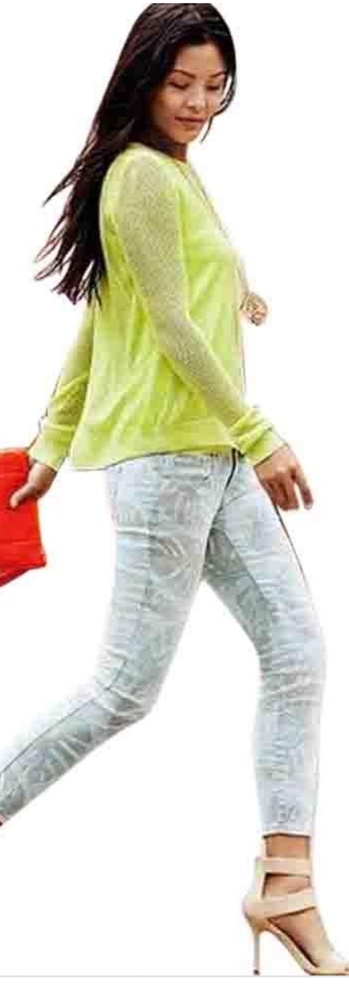 Cabi Split Back Pullover. - image 3